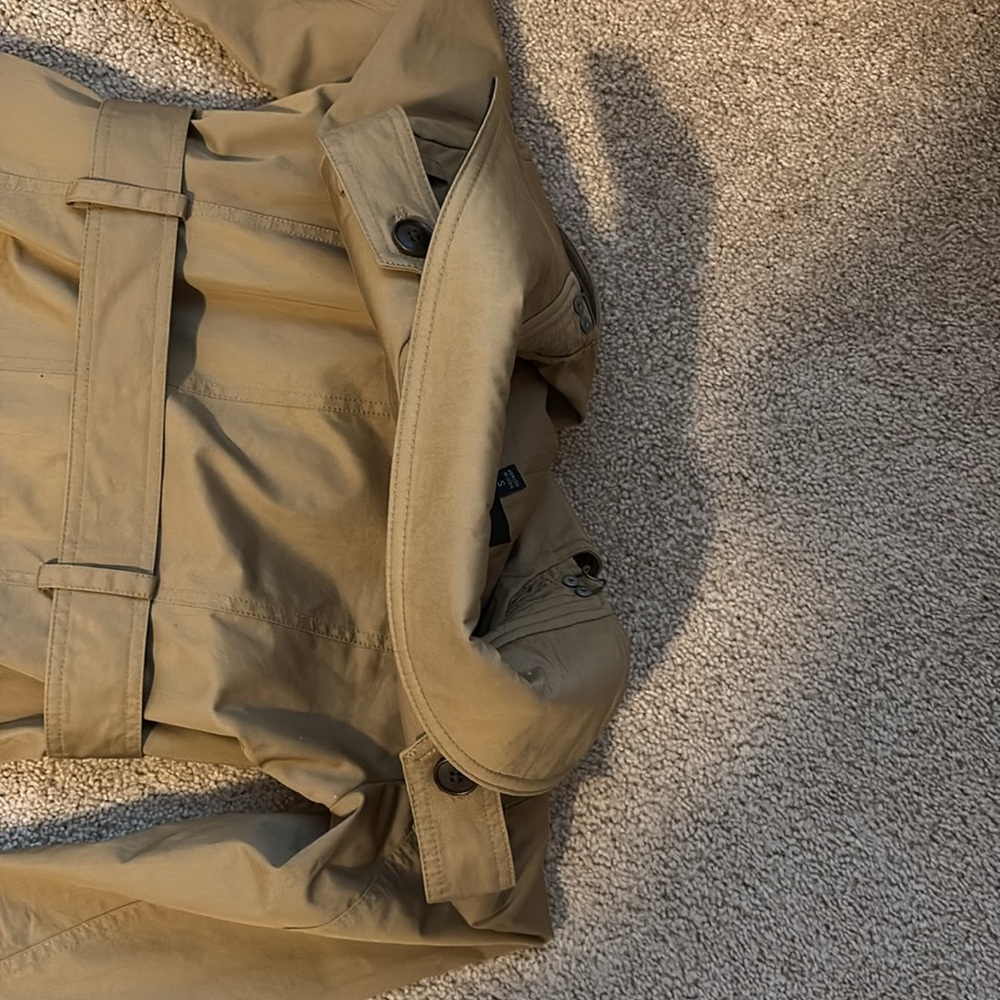Banana Republic Trench Coat - Picture 10 of 11